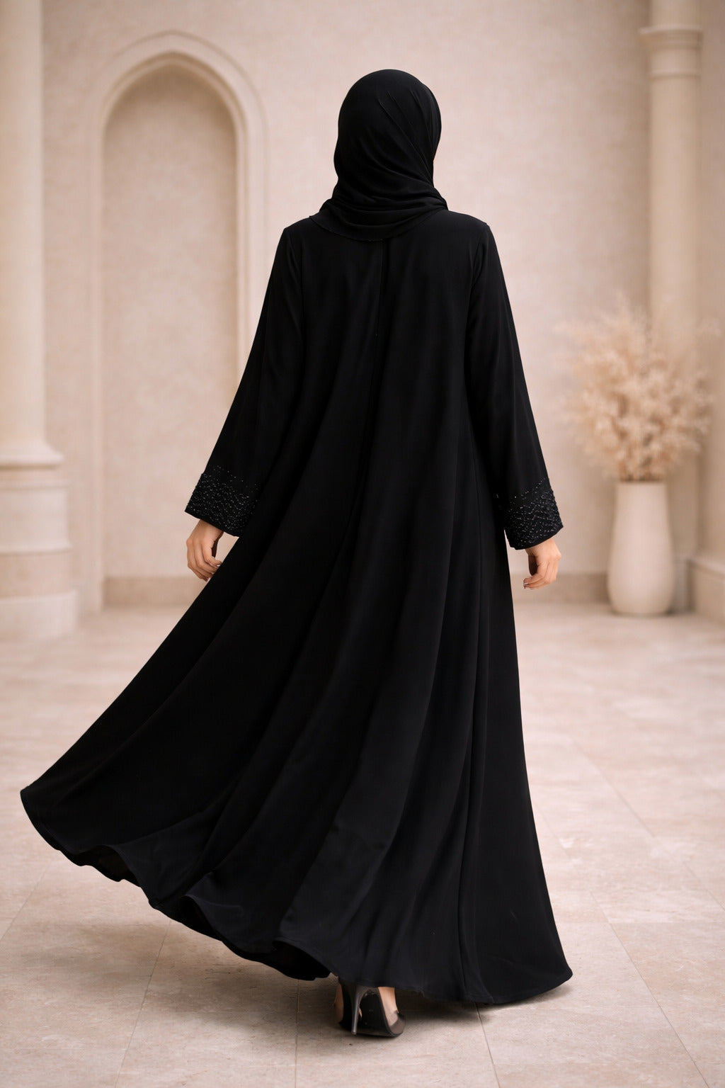 الأسود