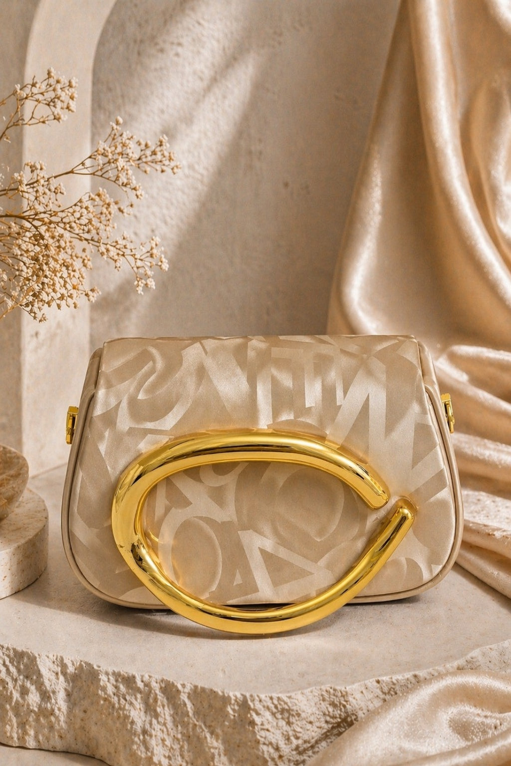 Cleo Pattern Clutch