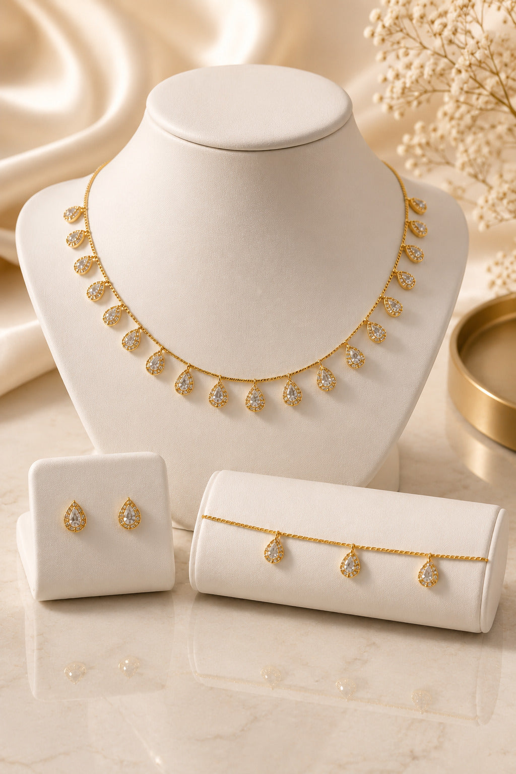 Aurelia Teardrop Necklace & Bracelet Set