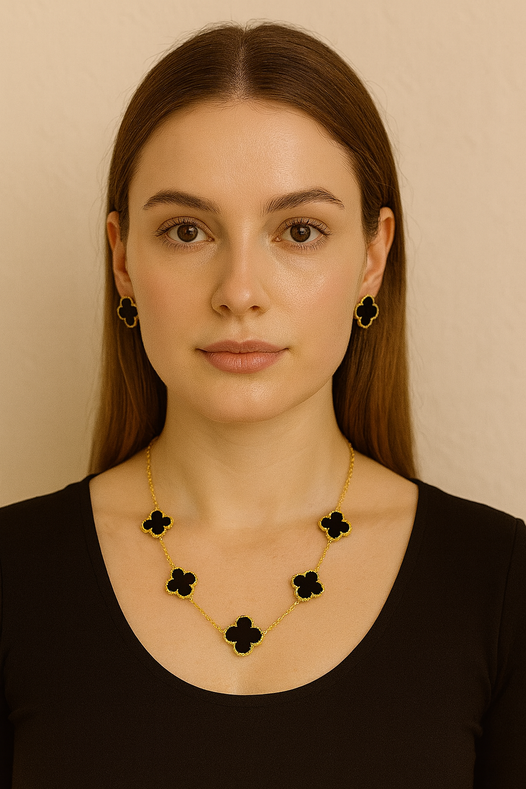 Alhambra Pendant Set