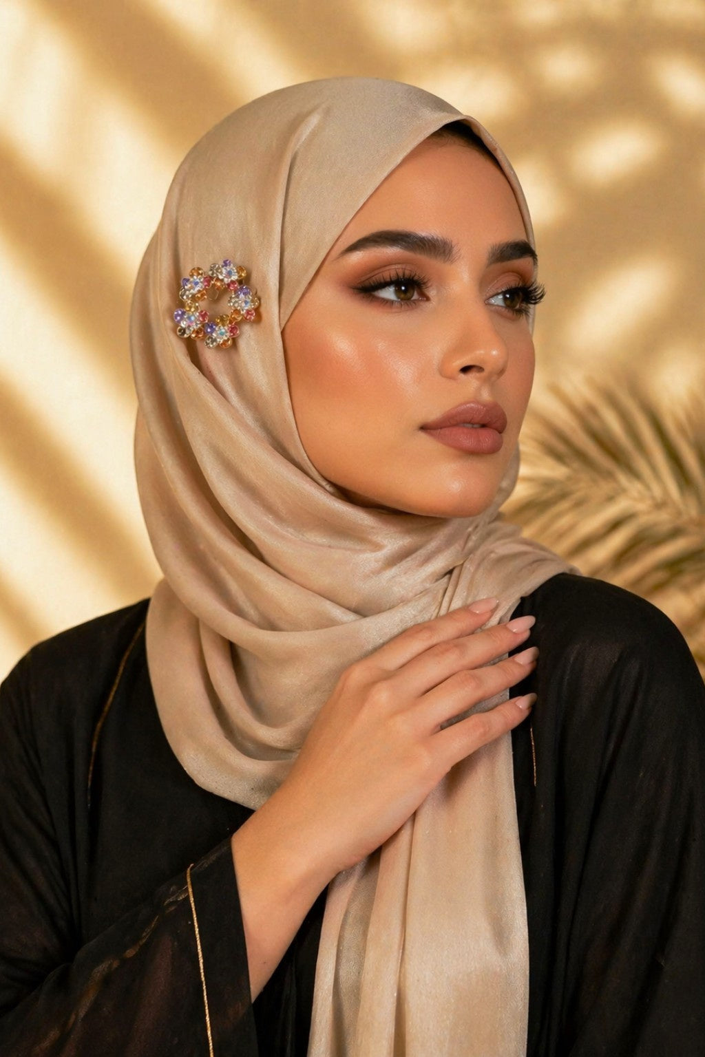 دبوس بروش إكليل الكريستال الباستيلي